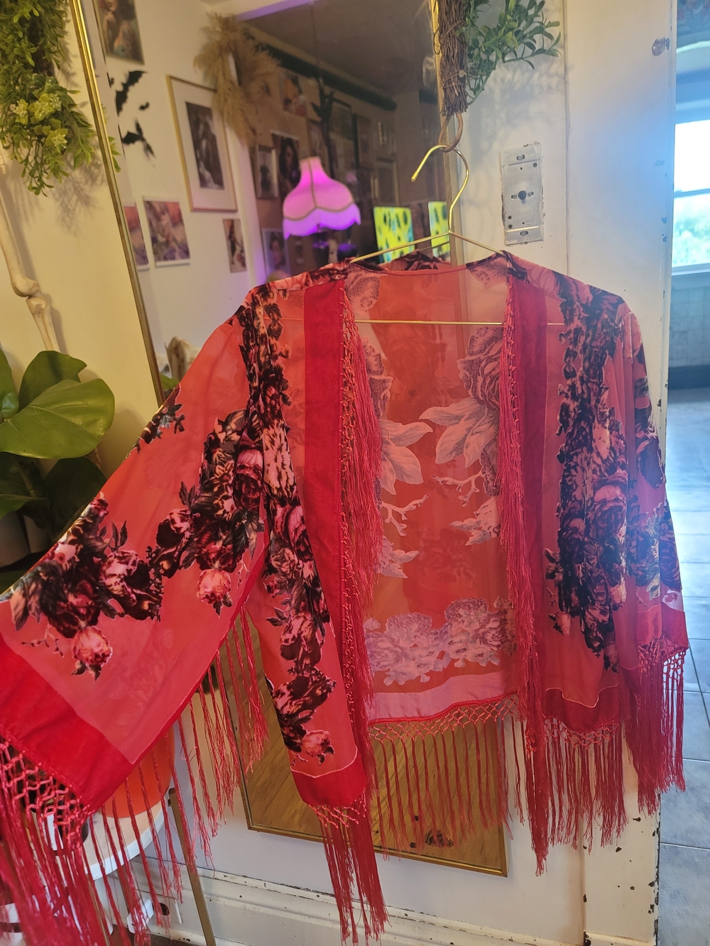 Emporium 32 Floral Velvet Burnout Fringe Kimono